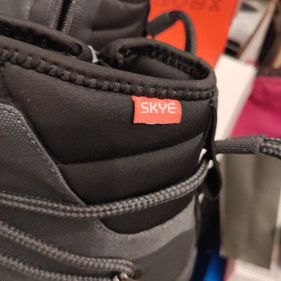 NWT Skye Footwear 13 M - Picture 10 of 16